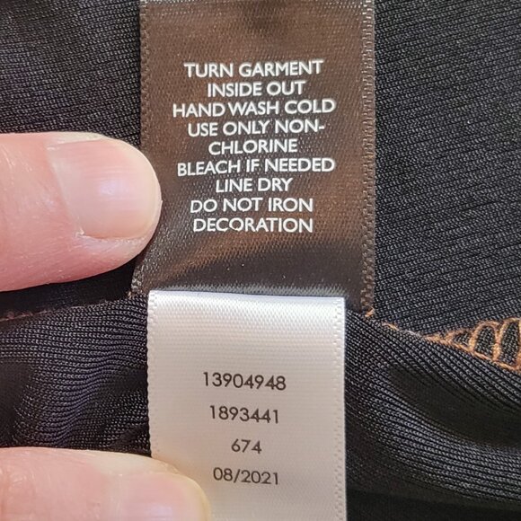 Torrid liquid copper short-sleeve t-shirt absolutely gorgeous Torrid size 2 - Picture 7 of 9